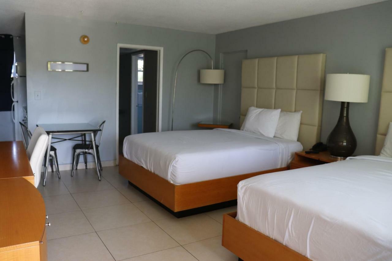 Ocean Mile Hotel Fort Lauderdale Exterior photo